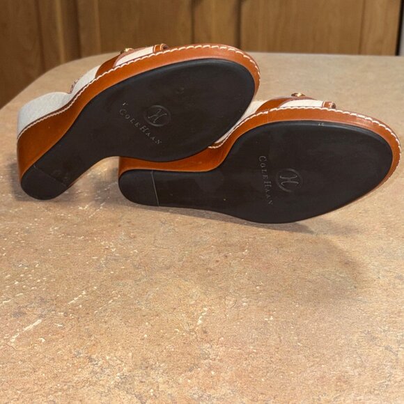 Worn 1X Cole Haan Kina Wedge Sandals Natural Linen Gold Accent Slides Size 8 B - Picture 13 of 16